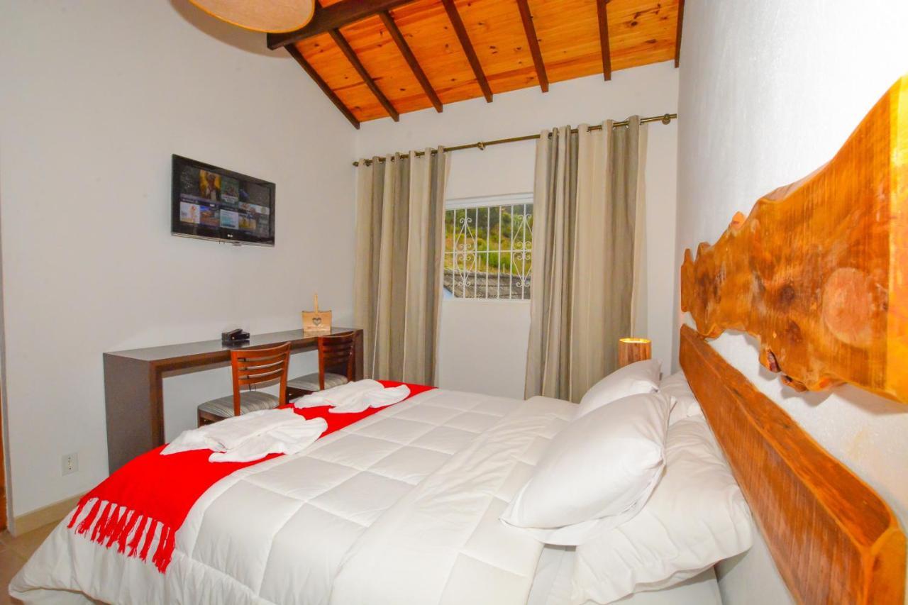 Maison Bleue Suites Monte Verde  Exterior foto